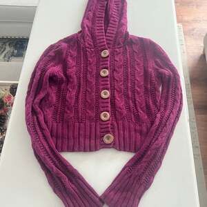 Aeropostale Cable Knit Cardigan Sweater Magenta Button-Up Size M